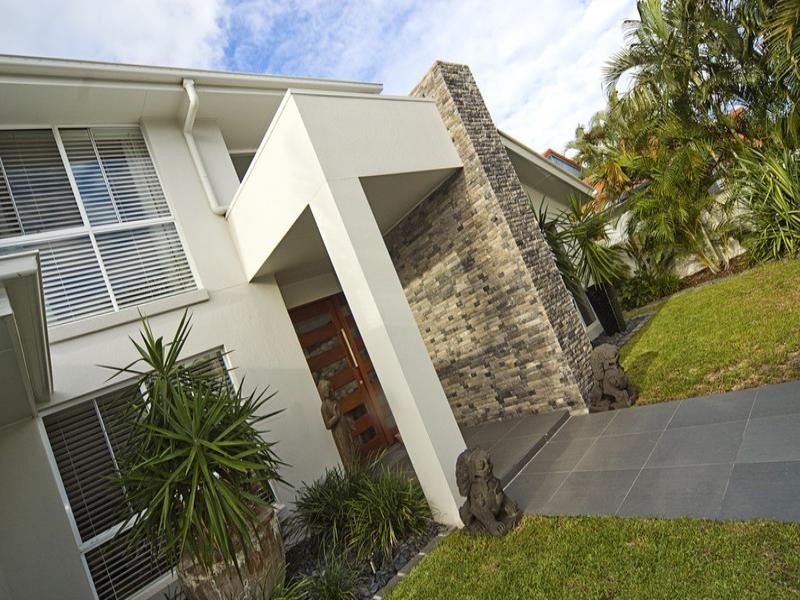 152 Sundance Way, Runaway Bay QLD 4216