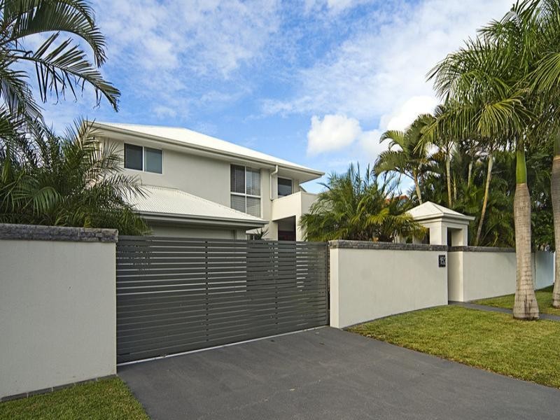 152 Sundance Way, Runaway Bay QLD 4216