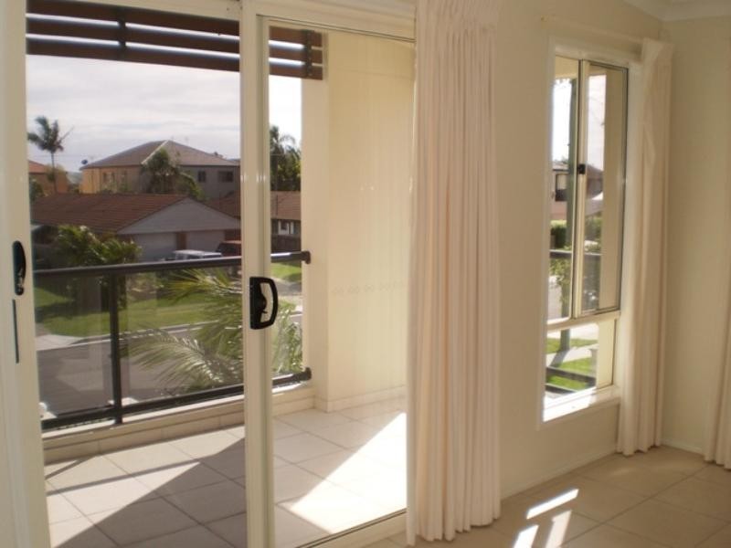 Paradise Point QLD 4216