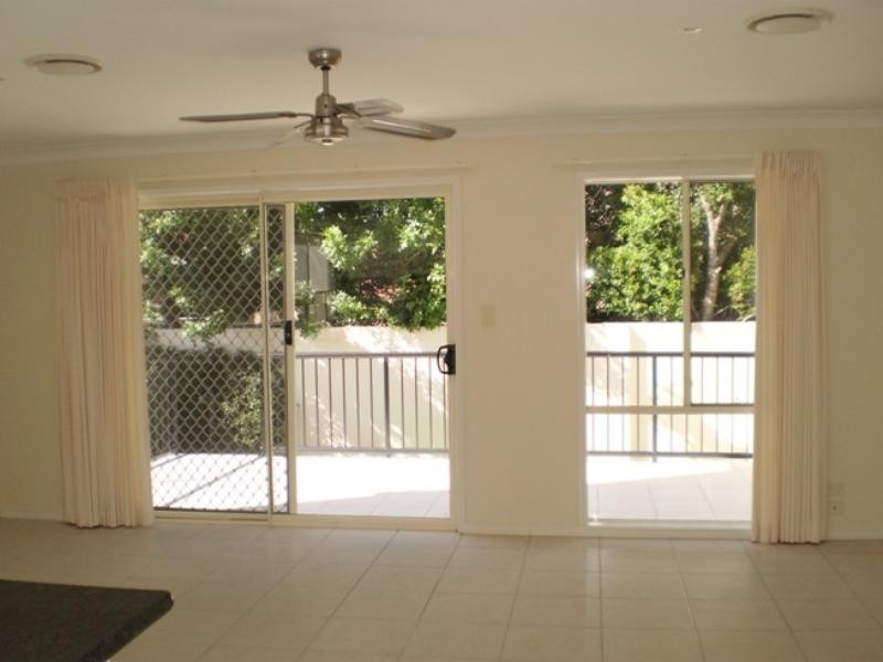 Paradise Point QLD 4216