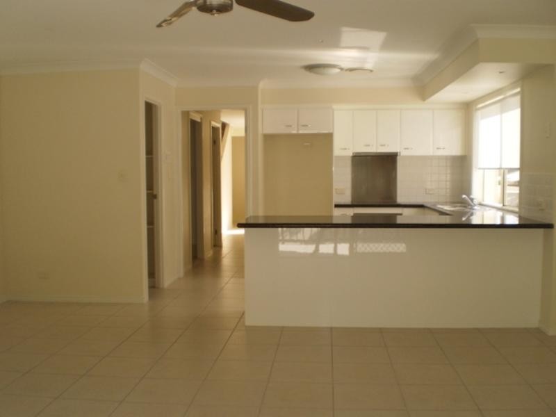 Paradise Point QLD 4216