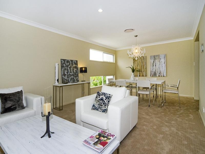 61 Compass Drive, Biggera Waters QLD 4216