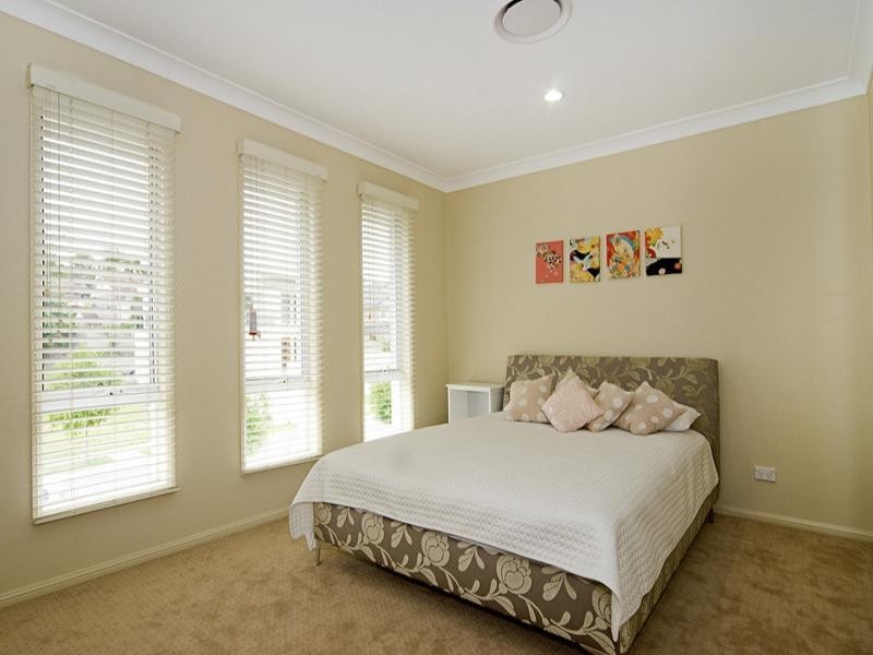 61 Compass Drive, Biggera Waters QLD 4216