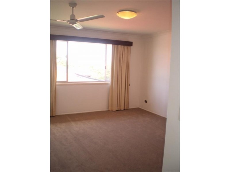 Paradise Point QLD 4216