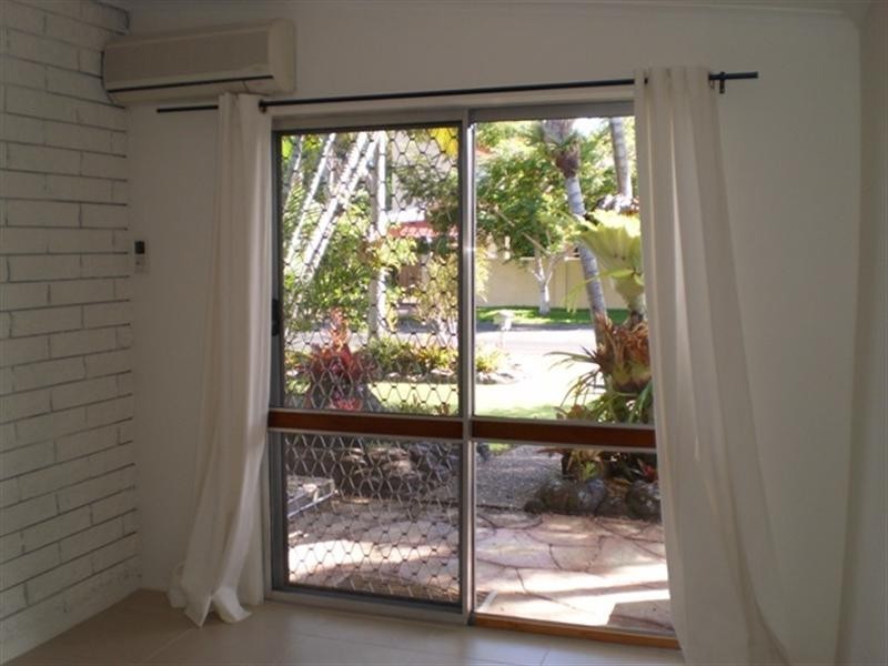 Paradise Point QLD 4216