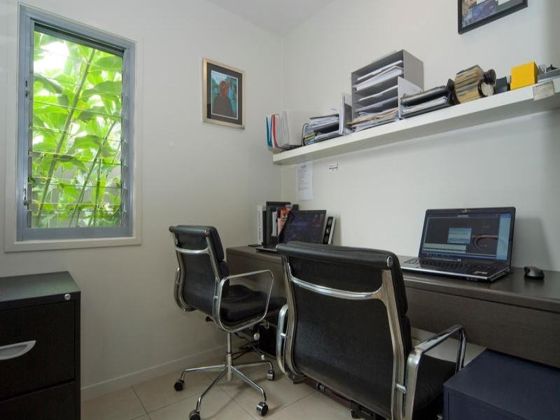 1/29 South Quay Drive, Biggera Waters QLD 4216