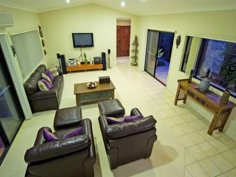 531 Oyster Cove Promenade, Helensvale QLD 4212