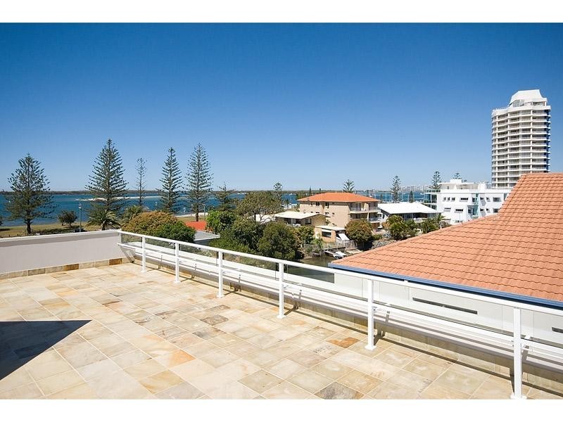 Runaway Bay QLD 4216