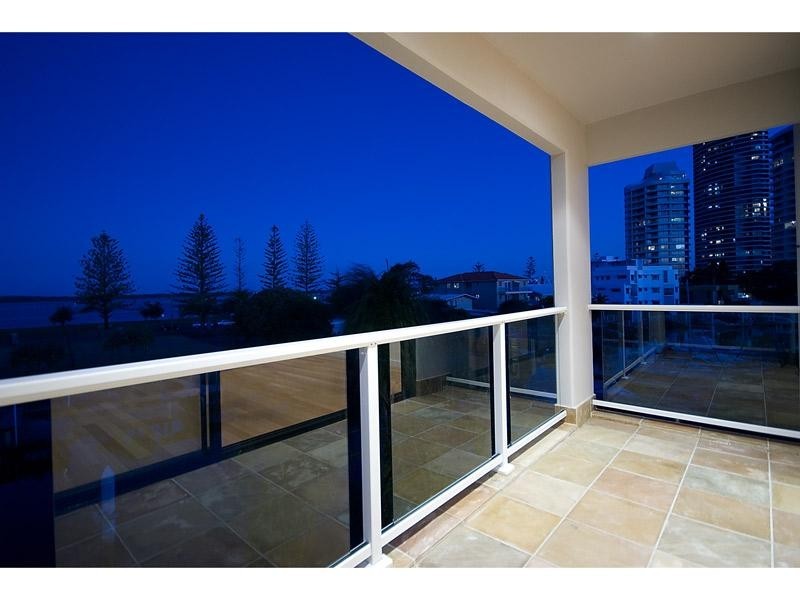 Runaway Bay QLD 4216