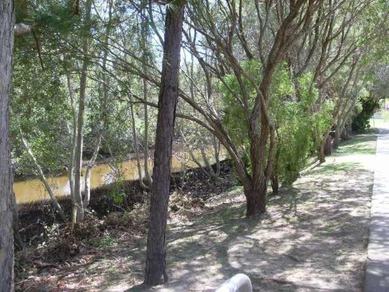 1/14 Burwood Court, Labrador QLD 4215