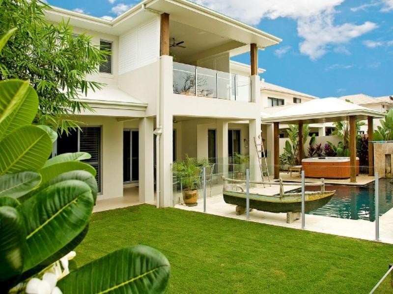 21 Parkview Place, Hope Island QLD 4212