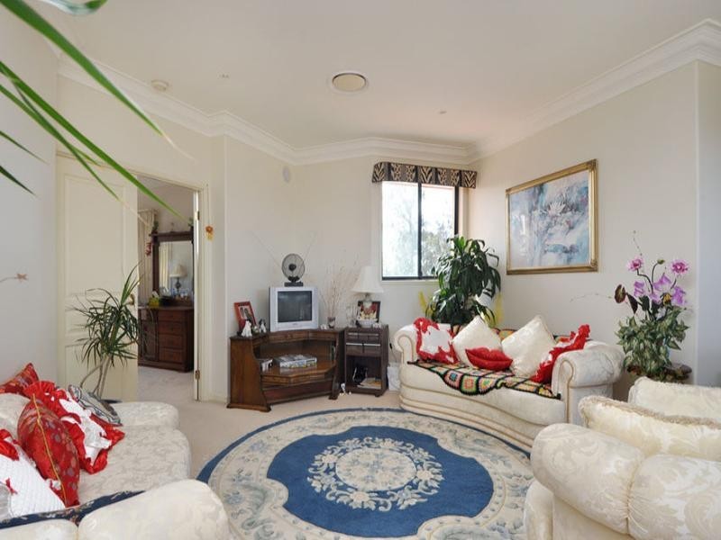 Hope Island QLD 4212