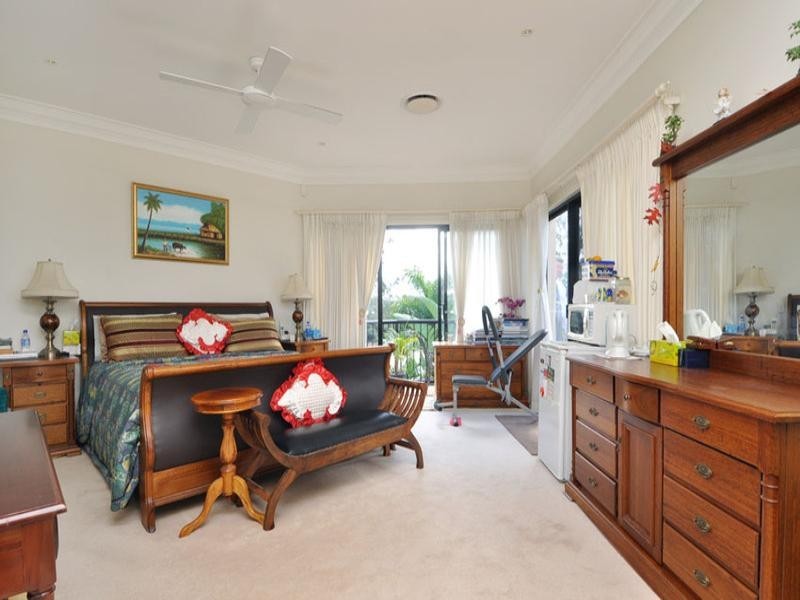 Hope Island QLD 4212