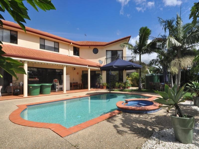 Hope Island QLD 4212