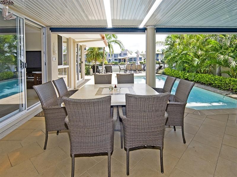 132 Morala Avenue, Runaway Bay QLD 4216