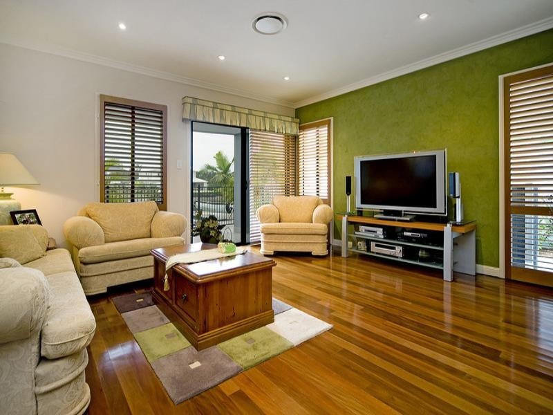 19 Mandolin Avenue, Hope Island QLD 4212