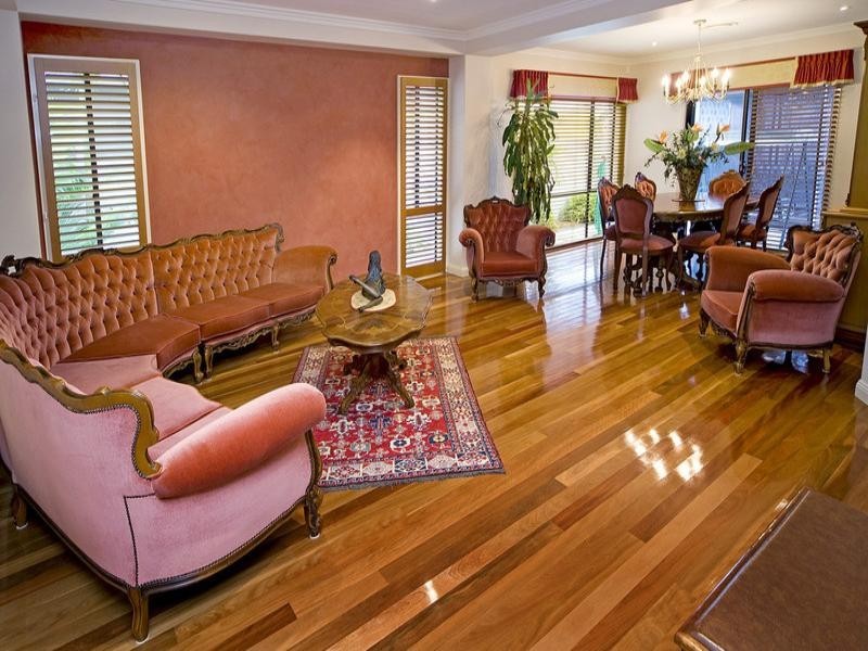 19 Mandolin Avenue, Hope Island QLD 4212