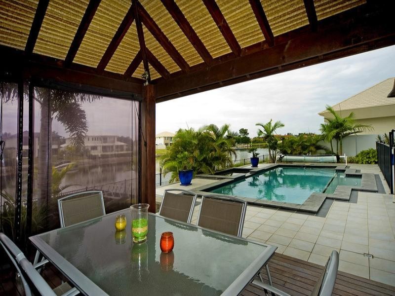 19 Mandolin Avenue, Hope Island QLD 4212