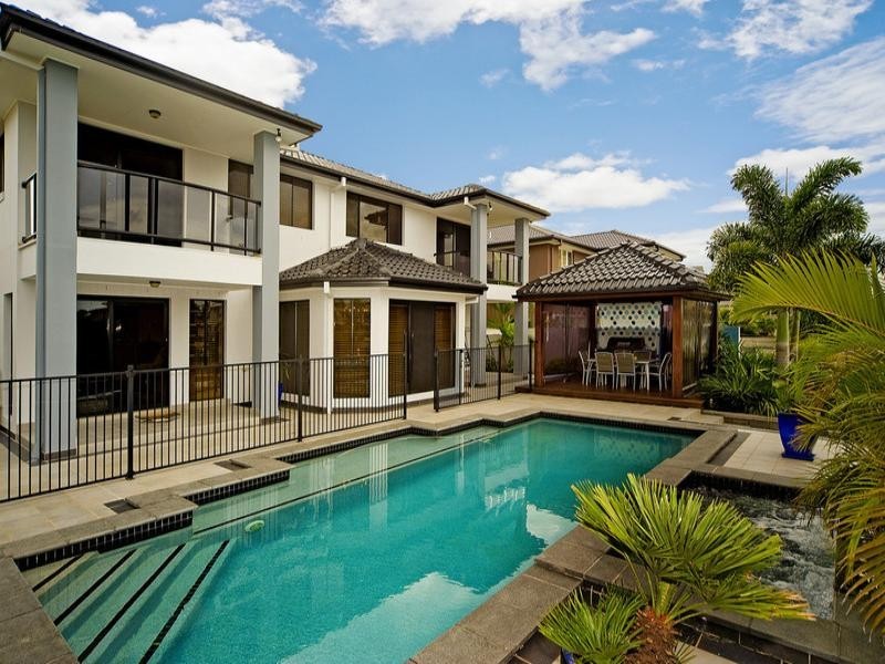 19 Mandolin Avenue, Hope Island QLD 4212