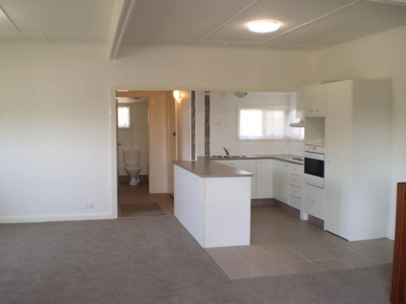 Labrador QLD 4215