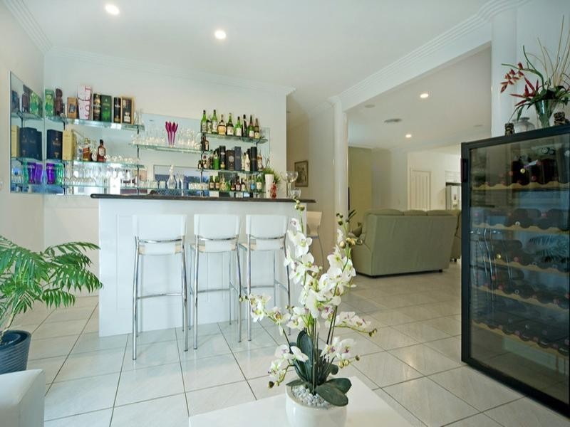 123 Sundance Way, Runaway Bay QLD 4216