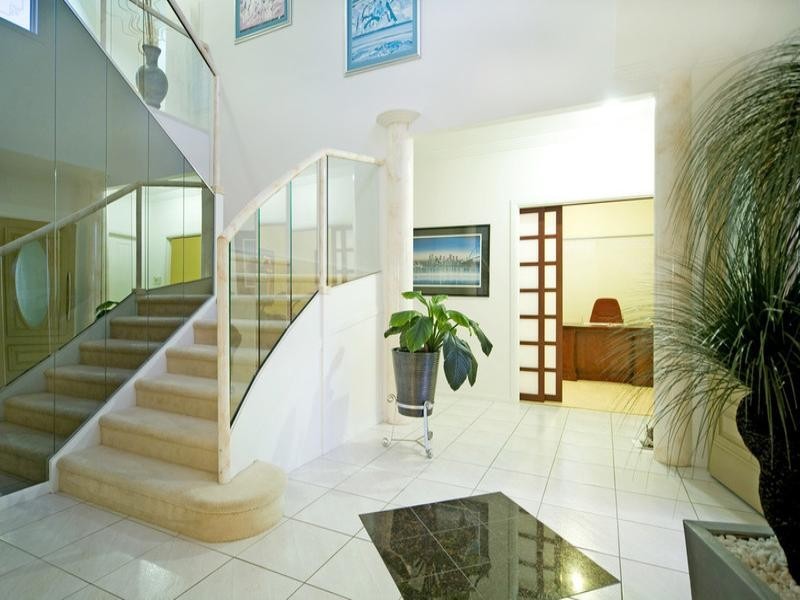 123 Sundance Way, Runaway Bay QLD 4216