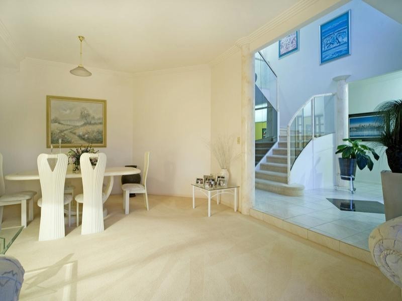 123 Sundance Way, Runaway Bay QLD 4216