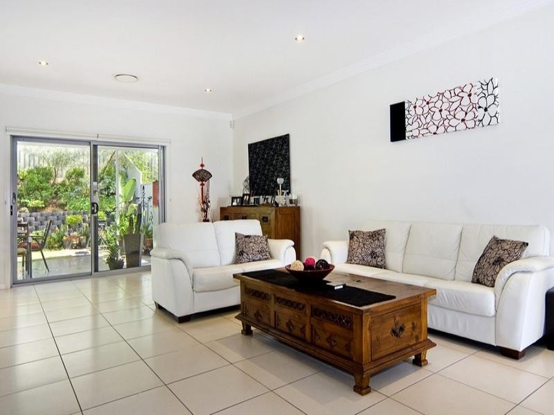 1/64 Compass, Biggera Waters QLD 4216