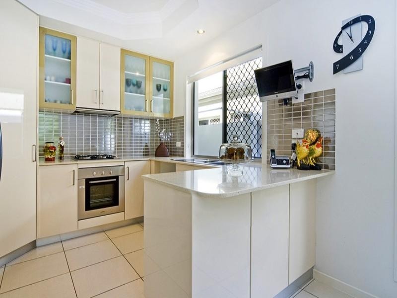 1/64 Compass, Biggera Waters QLD 4216