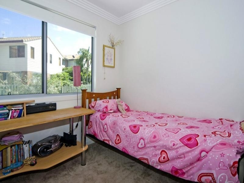 1/64 Compass, Biggera Waters QLD 4216