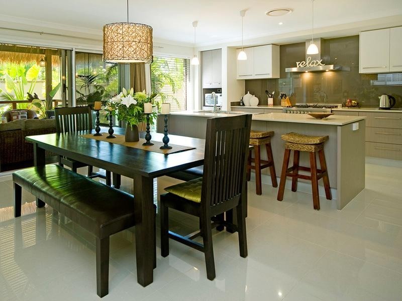 110 Compass Drive, Biggera Waters QLD 4216