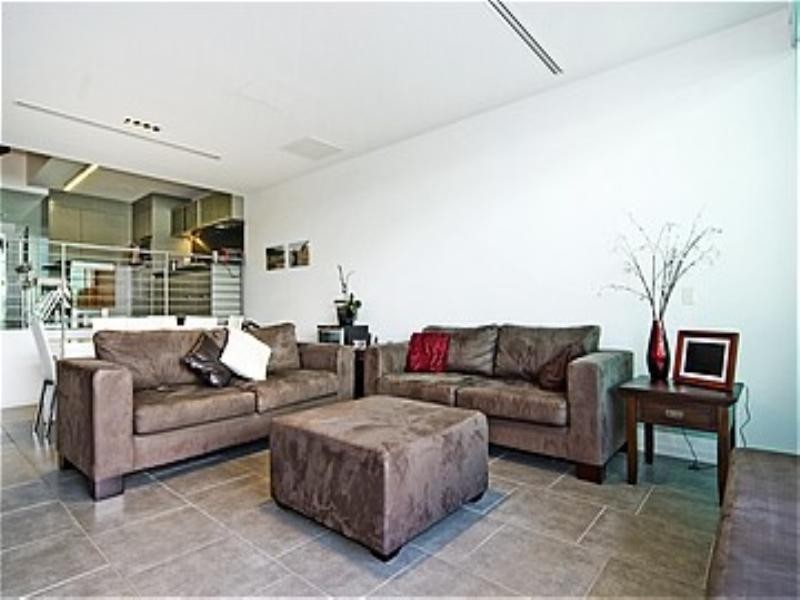 2108 Marine Precinct East, Paradise Point QLD 4216