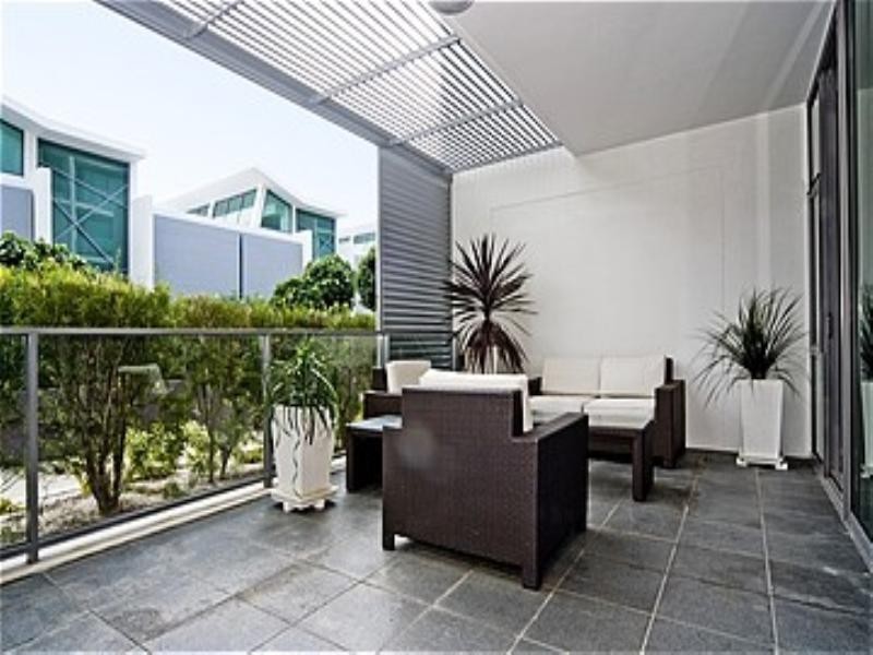 2108 Marine Precinct East, Paradise Point QLD 4216