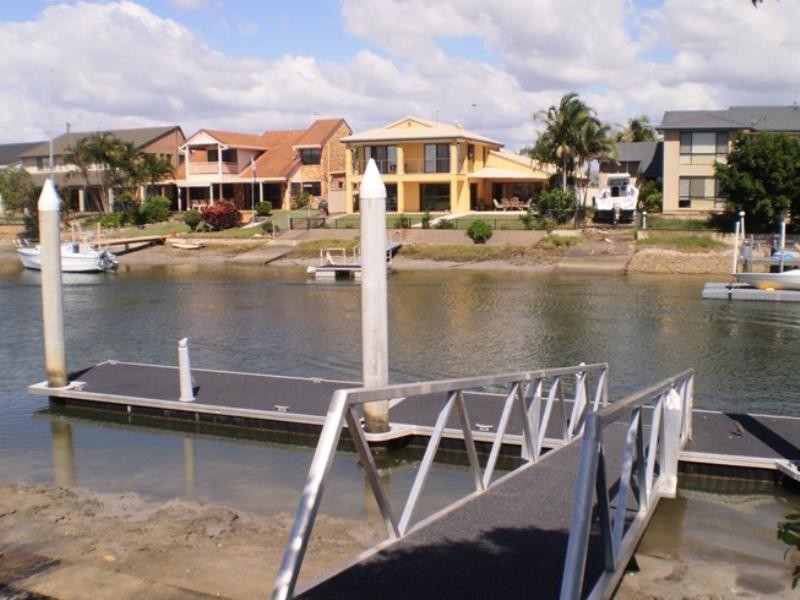 Paradise Point QLD 4216