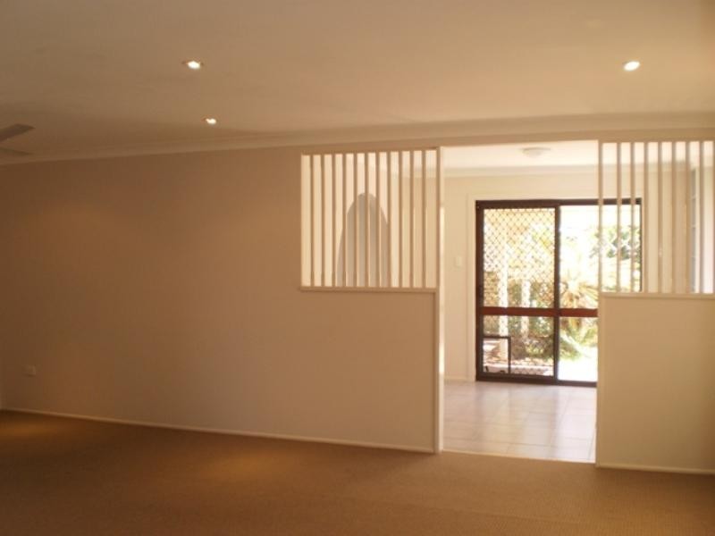 Paradise Point QLD 4216