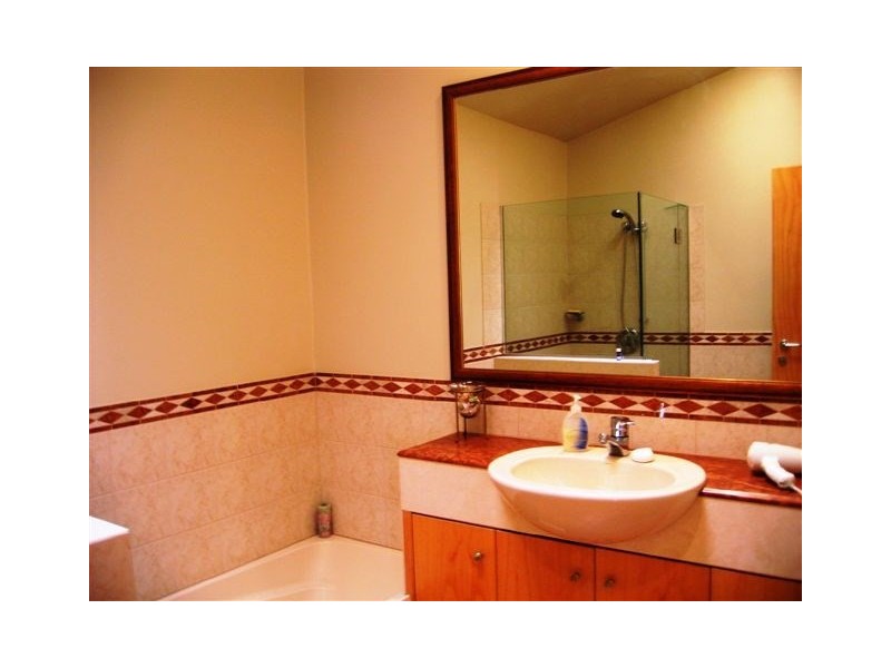 86 John Lund Drive, Hope Island QLD 4212