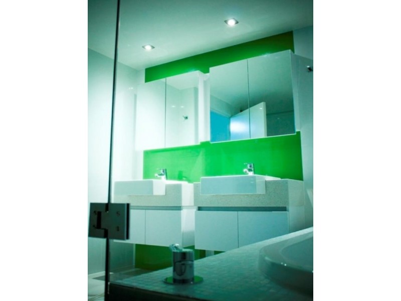 T5/28 Bayview Street, Runaway Bay QLD 4216