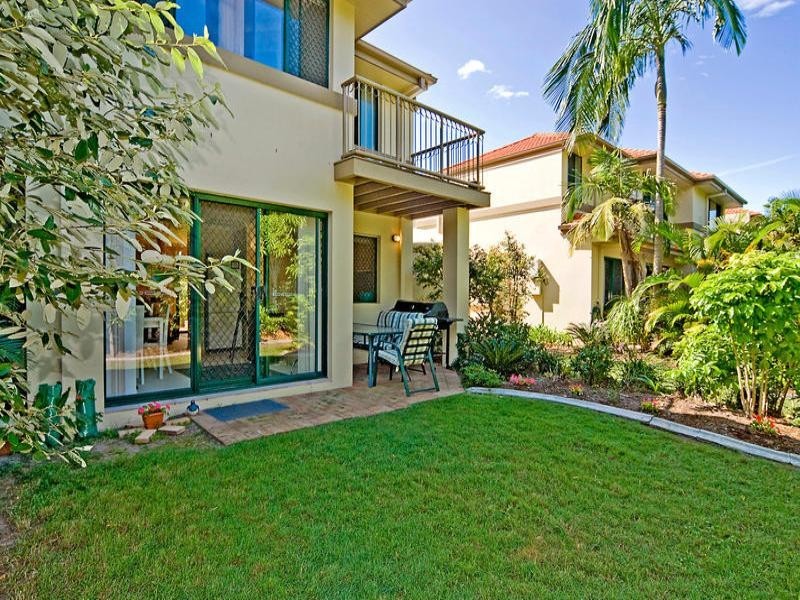 71/100 Morala Avenue, Runaway Bay QLD 4216