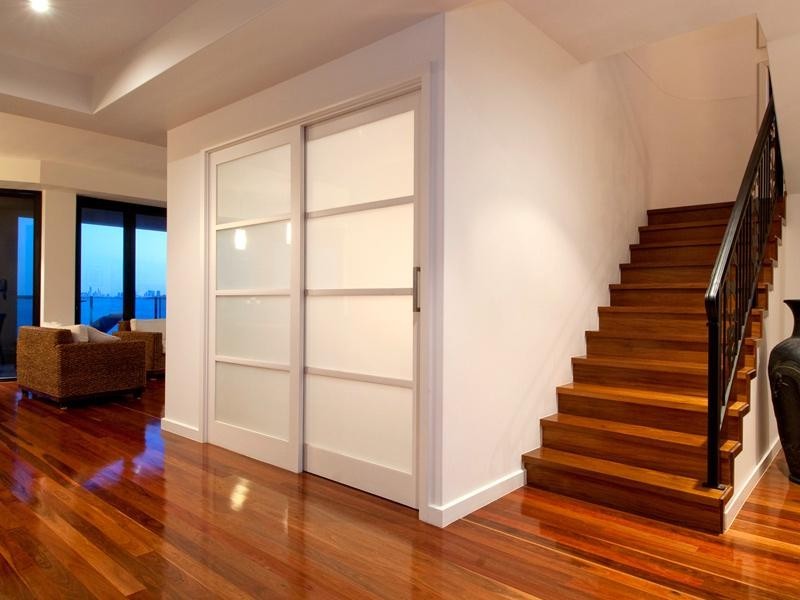 27 King Arthurs Court, Paradise Point QLD 4216
