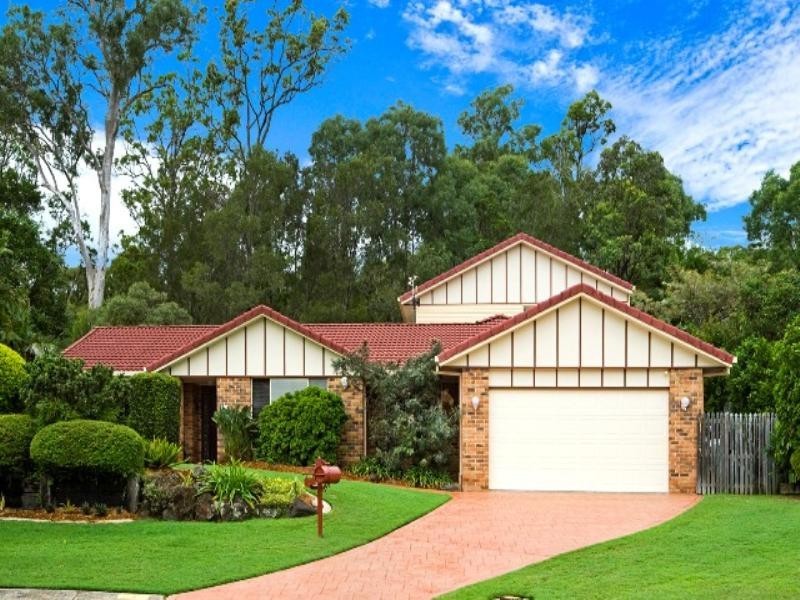 4 Rosebud Close, Parkwood QLD 4214