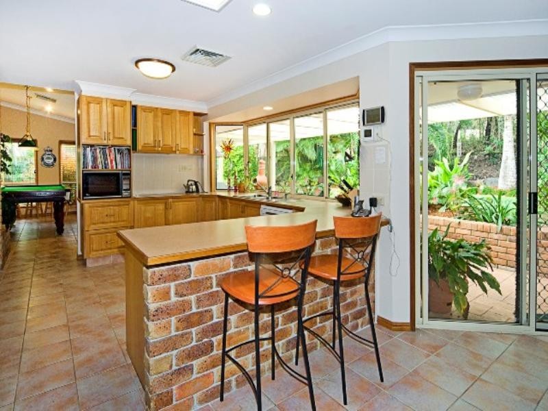 4 Rosebud Close, Parkwood QLD 4214