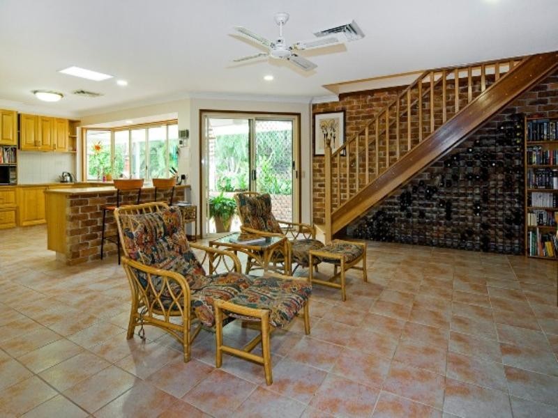 4 Rosebud Close, Parkwood QLD 4214