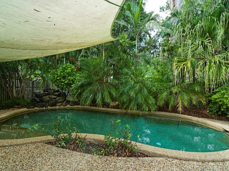 4 Rosebud Close, Parkwood QLD 4214