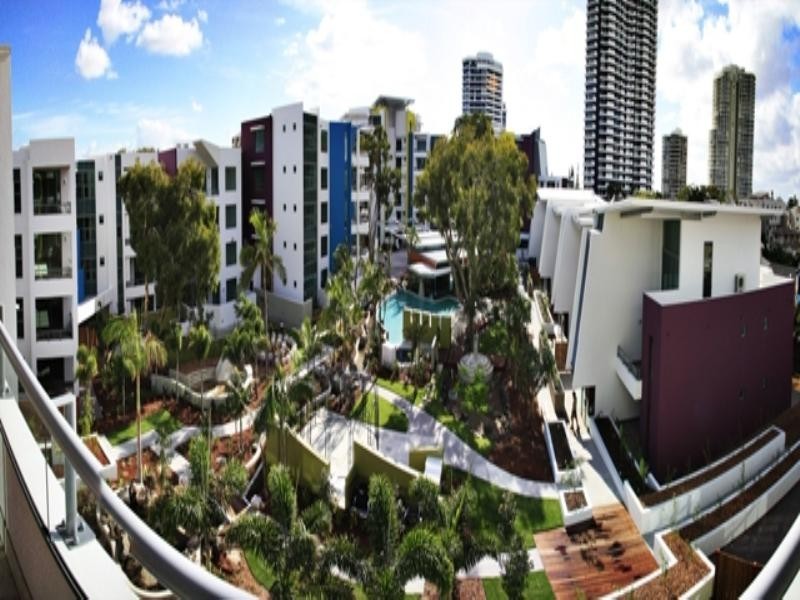 T13/28 Bayview Street, Runaway Bay QLD 4216