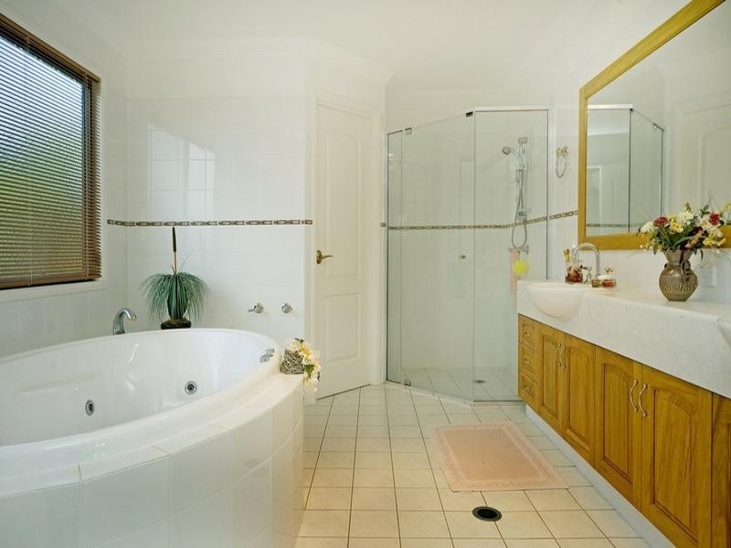 25 Windchimes Way, Hope Island QLD 4212