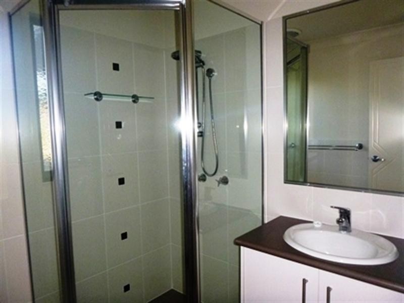 1/44 Bayview Street, Runaway Bay QLD 4216