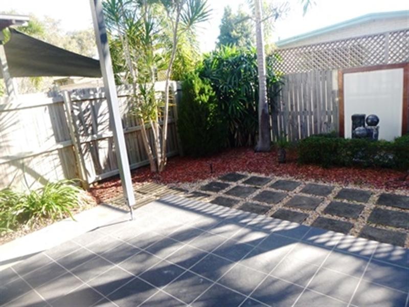 1/44 Bayview Street, Runaway Bay QLD 4216