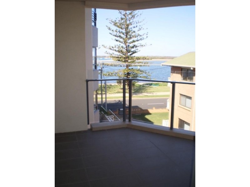 Biggera Waters QLD 4216