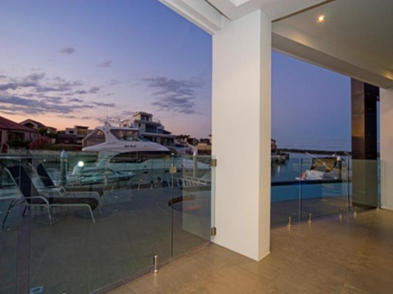 46 The Peninsula, Paradise Point QLD 4216