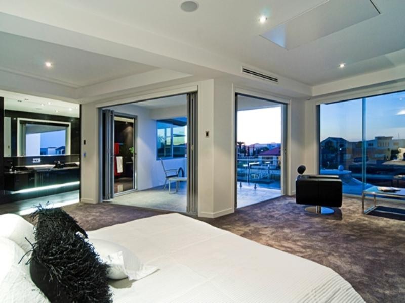 46 The Peninsula, Paradise Point QLD 4216